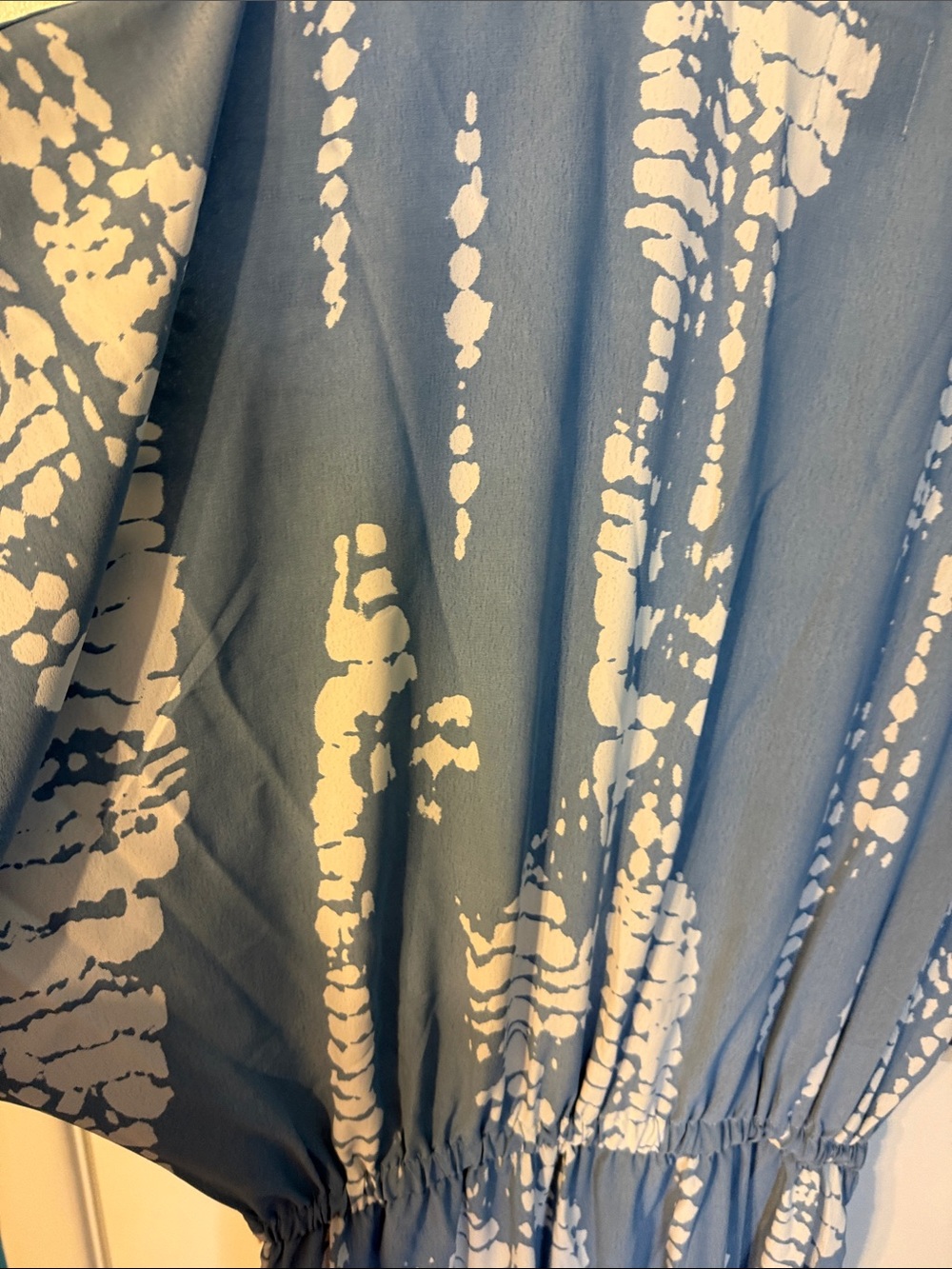 Lezat Light Blue & White Tie-Dye Maxi Dress size Large - Picture 8 of 10